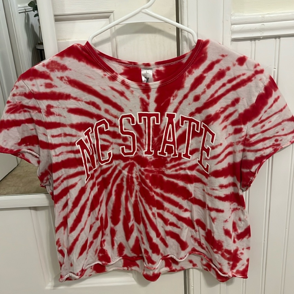 NC State Cropped Tee